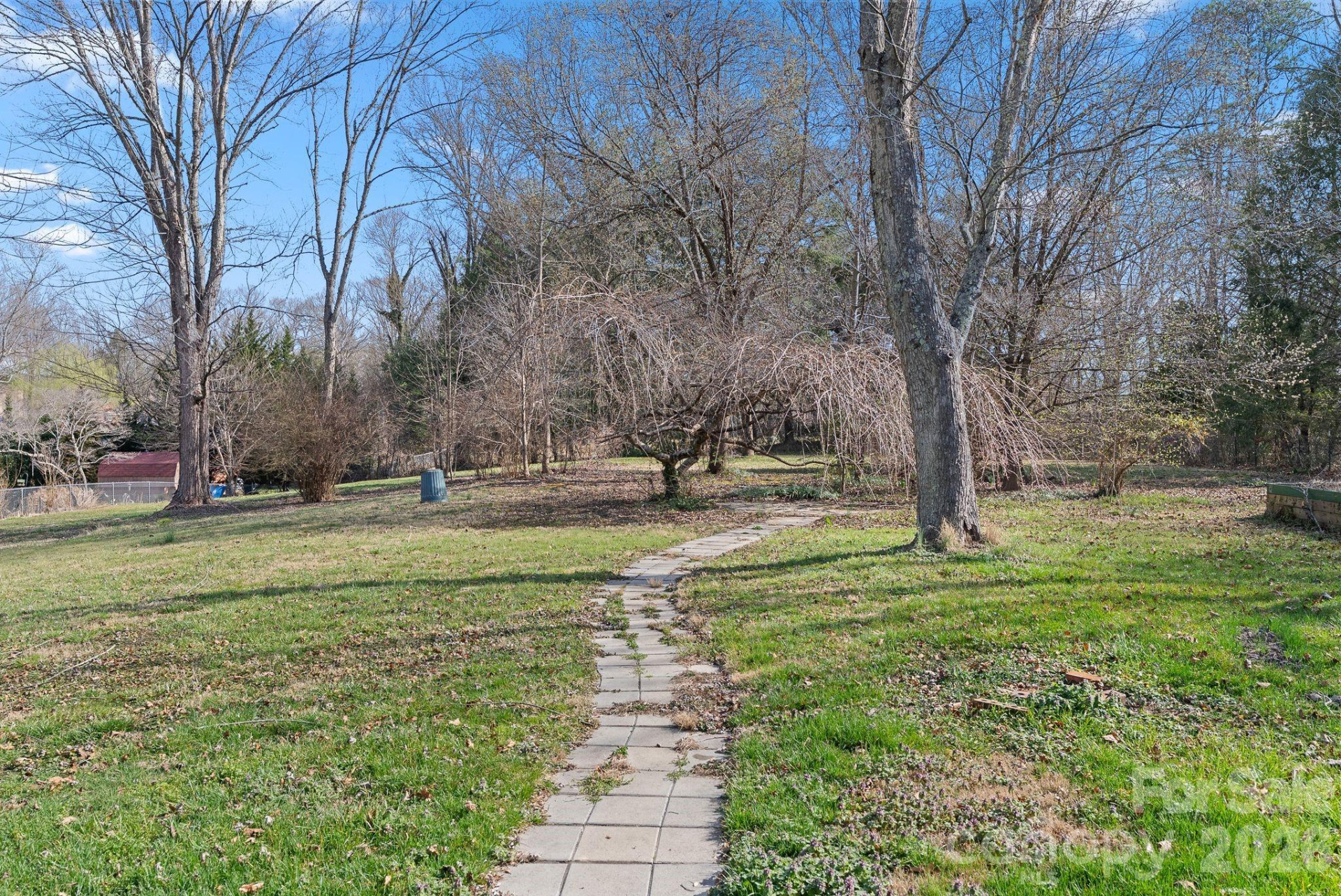 33 Fairfield Drive - Photo 36