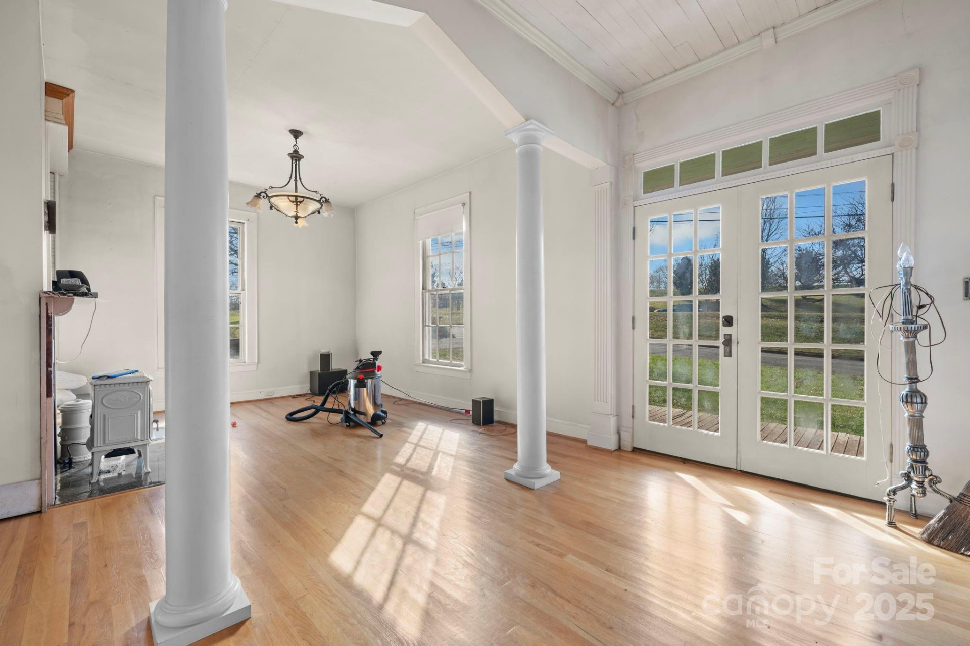 335 Eastview Street - Photo 16