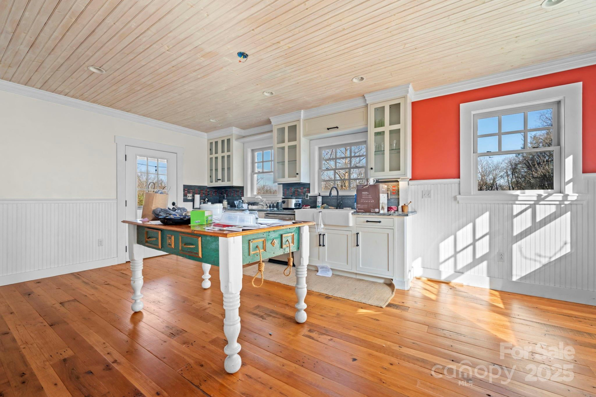 335 Eastview Street - Photo 21