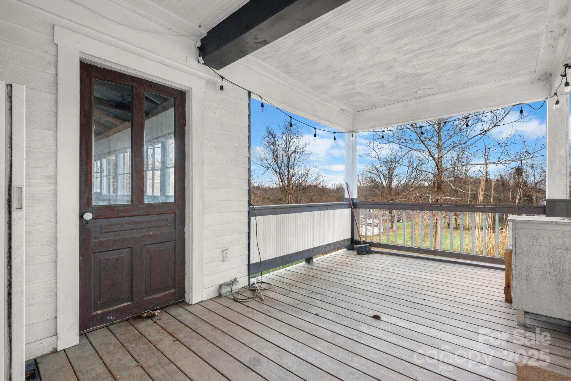 335 Eastview Street - Photo 34