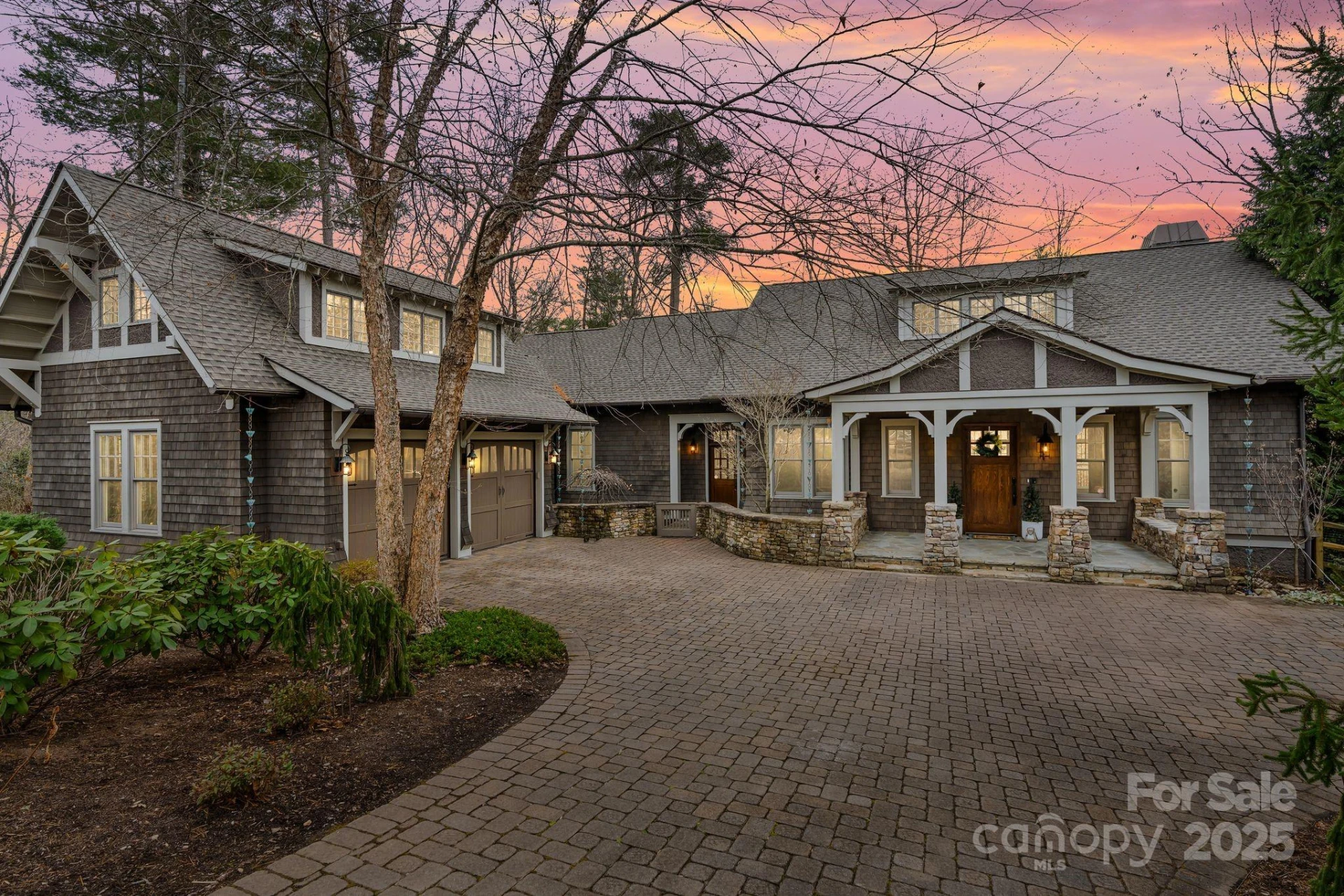 14 Landsdowne Court