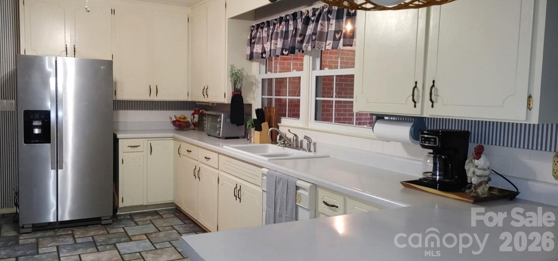 105 Woodlawn Drive - Photo 8