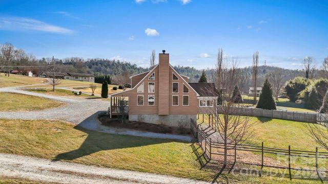 40 Forge Valley Drive