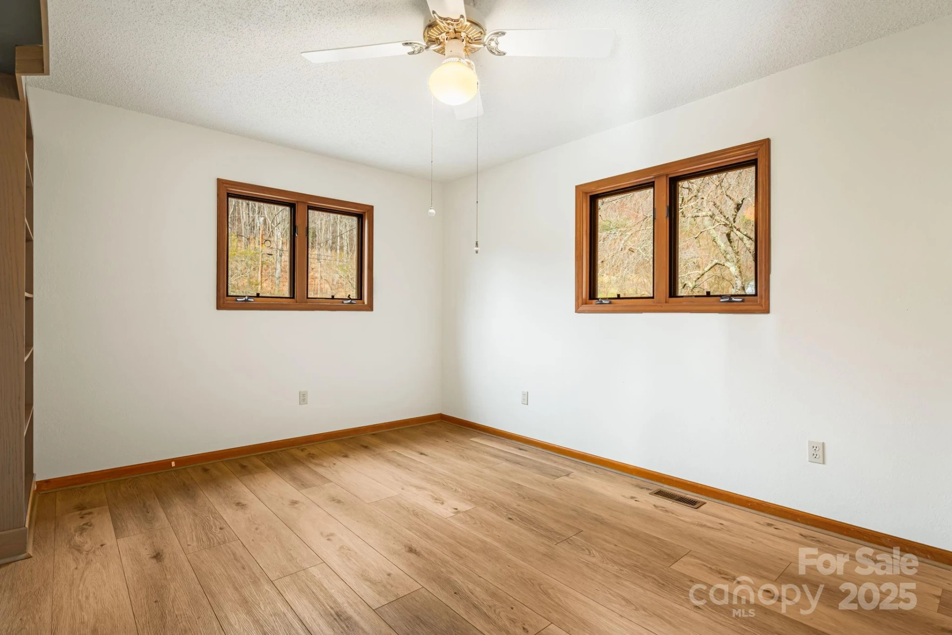 111 Valley View Drive - Photo 12