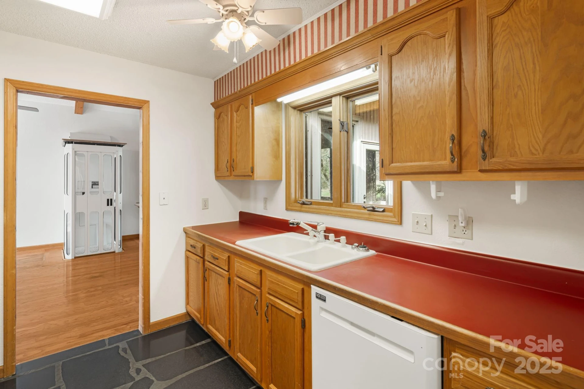 111 Valley View Drive - Photo 18
