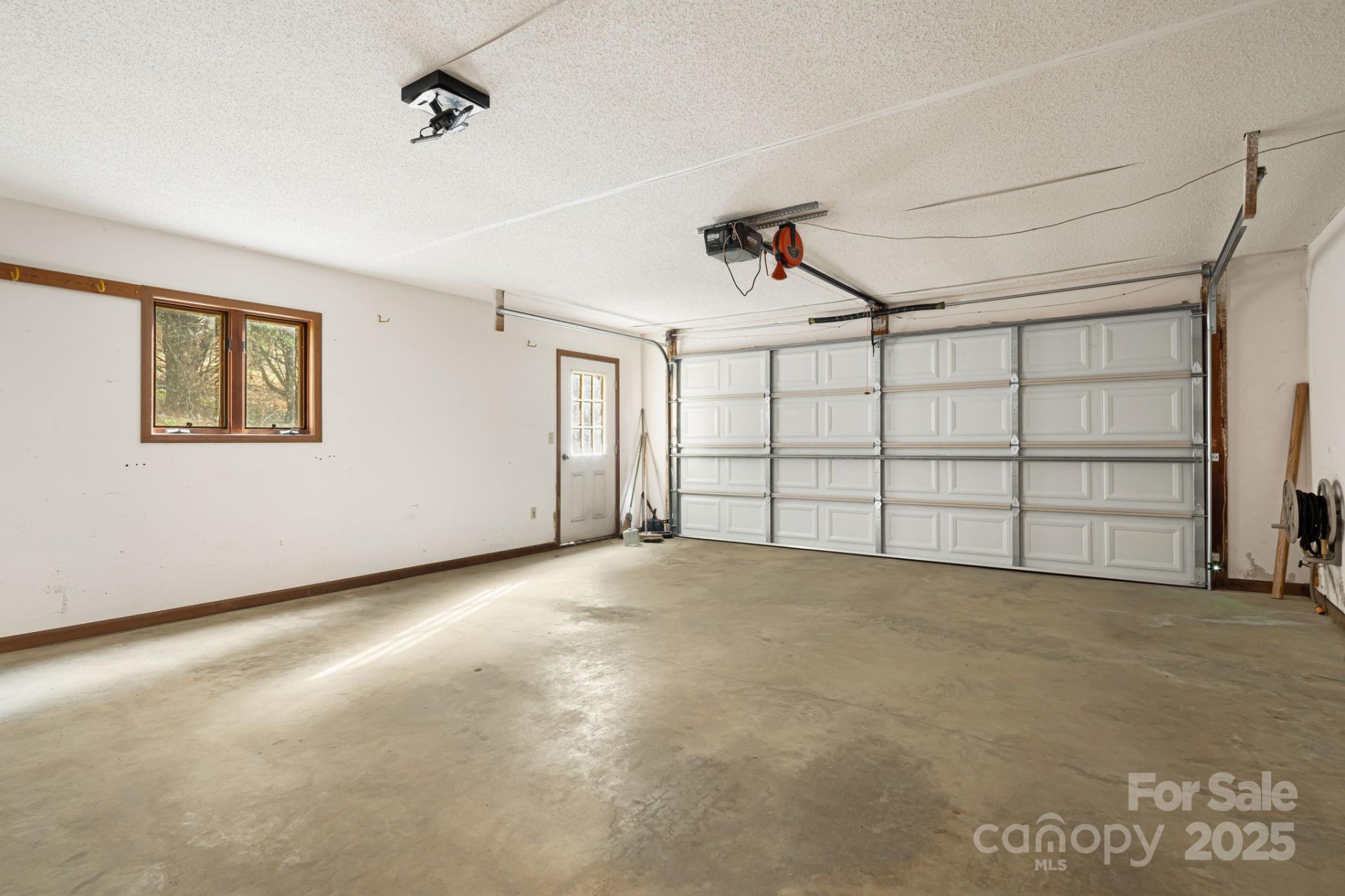 111 Valley View Drive - Photo 20