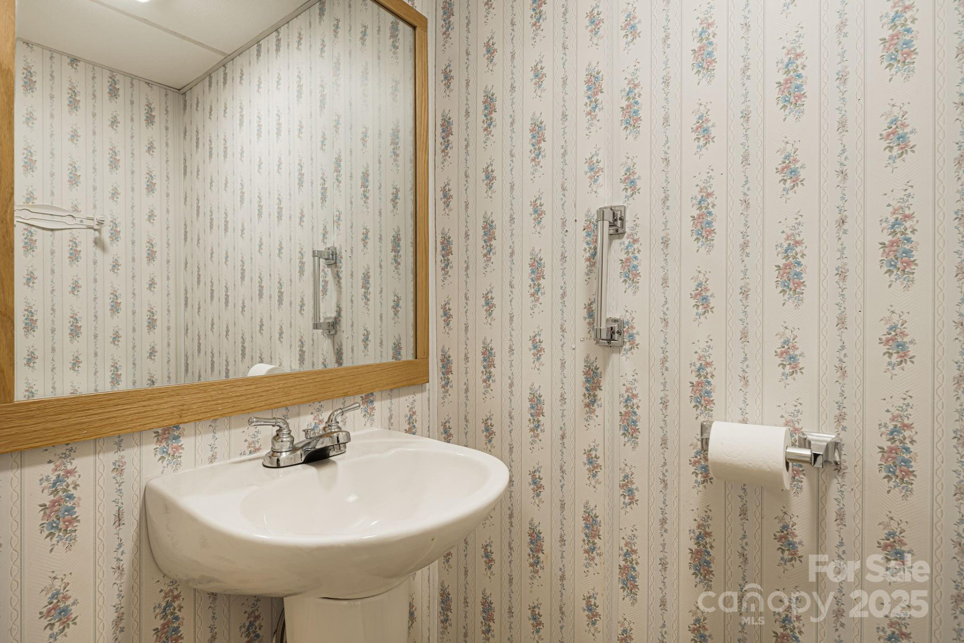 111 Valley View Drive - Photo 32