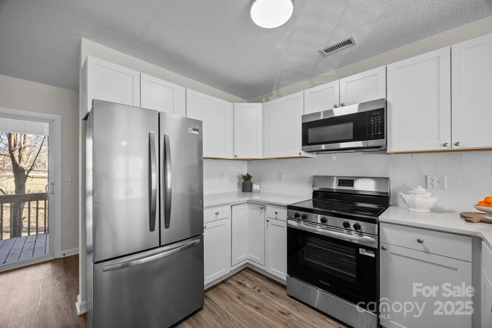 2 Meadow Glen Drive - Photo 13