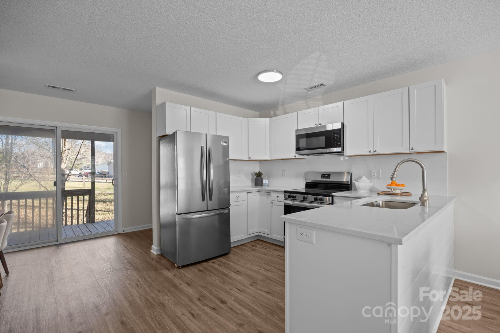 2 Meadow Glen Drive - Photo 10