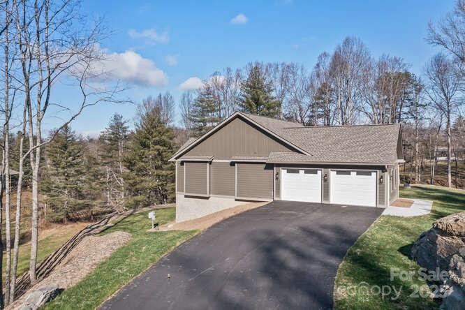 105 Sheila Wynne Drive #8 - Photo 2