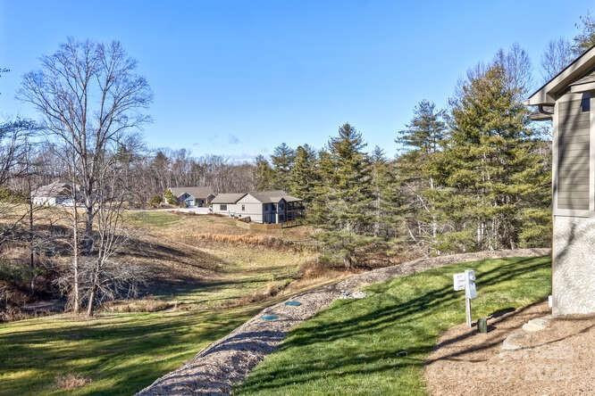 105 Sheila Wynne Drive #8 - Photo 3