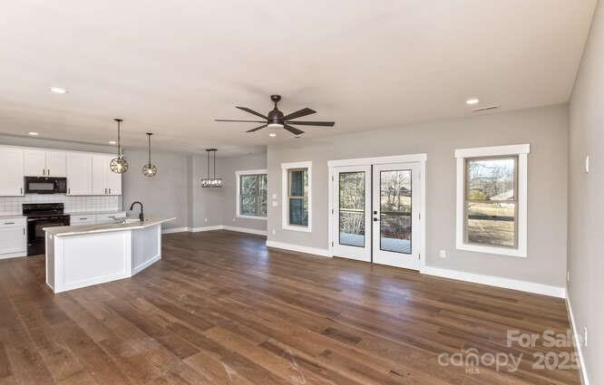 105 Sheila Wynne Drive #8 - Photo 21