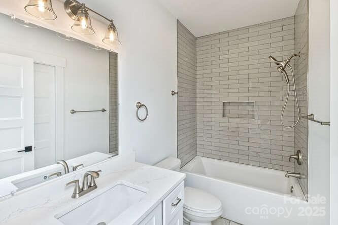 105 Sheila Wynne Drive #8 - Photo 31