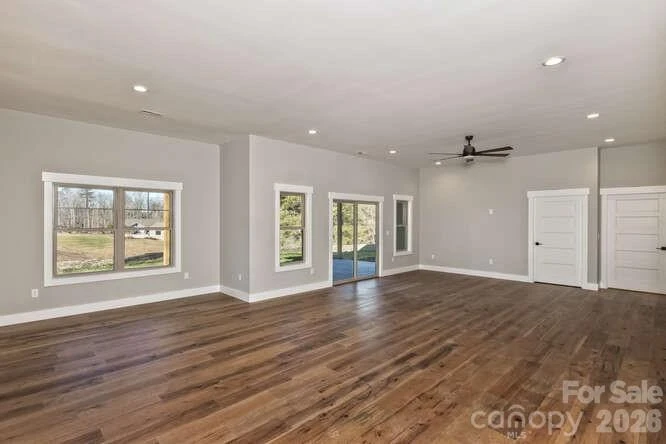 105 Sheila Wynne Drive #8 - Photo 33