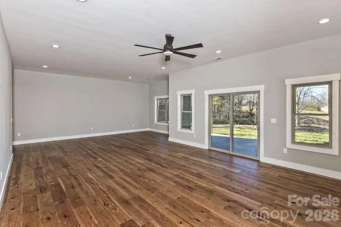 105 Sheila Wynne Drive #8 - Photo 35