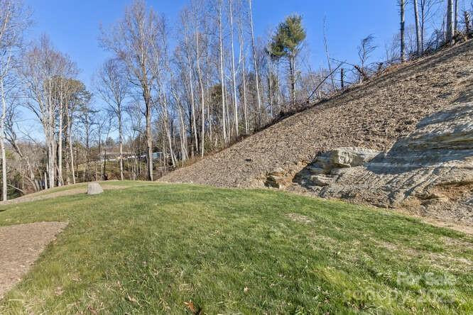 105 Sheila Wynne Drive #8 - Photo 9