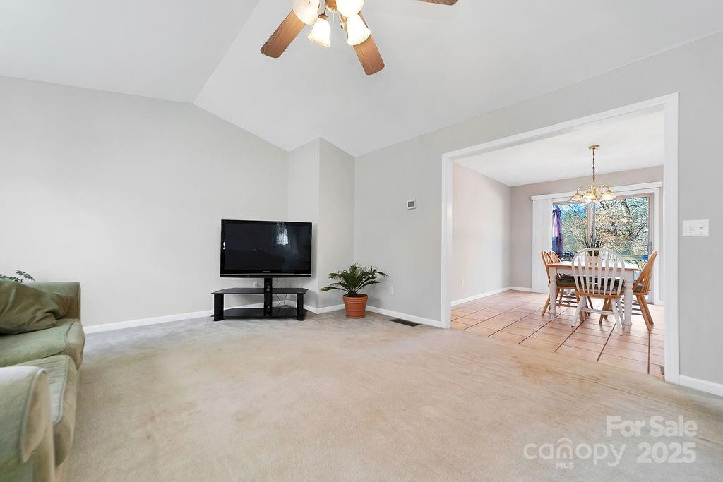 43 Redden Road - Photo 4