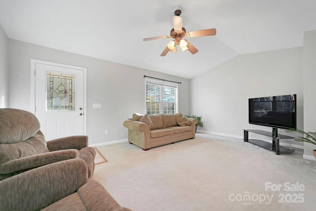 43 Redden Road - Photo 6