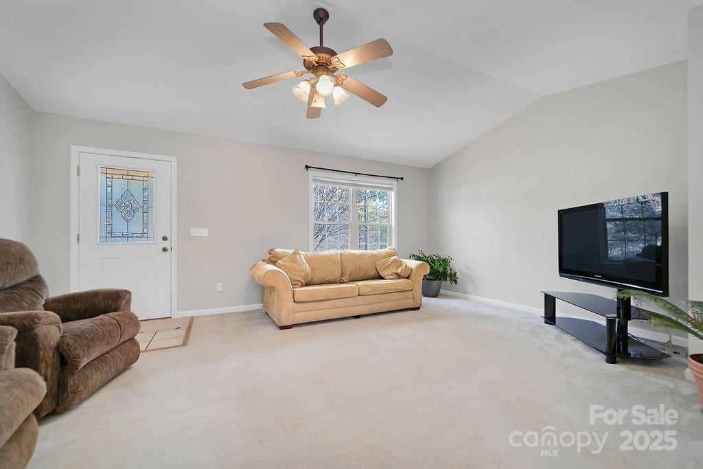 43 Redden Road - Photo 8