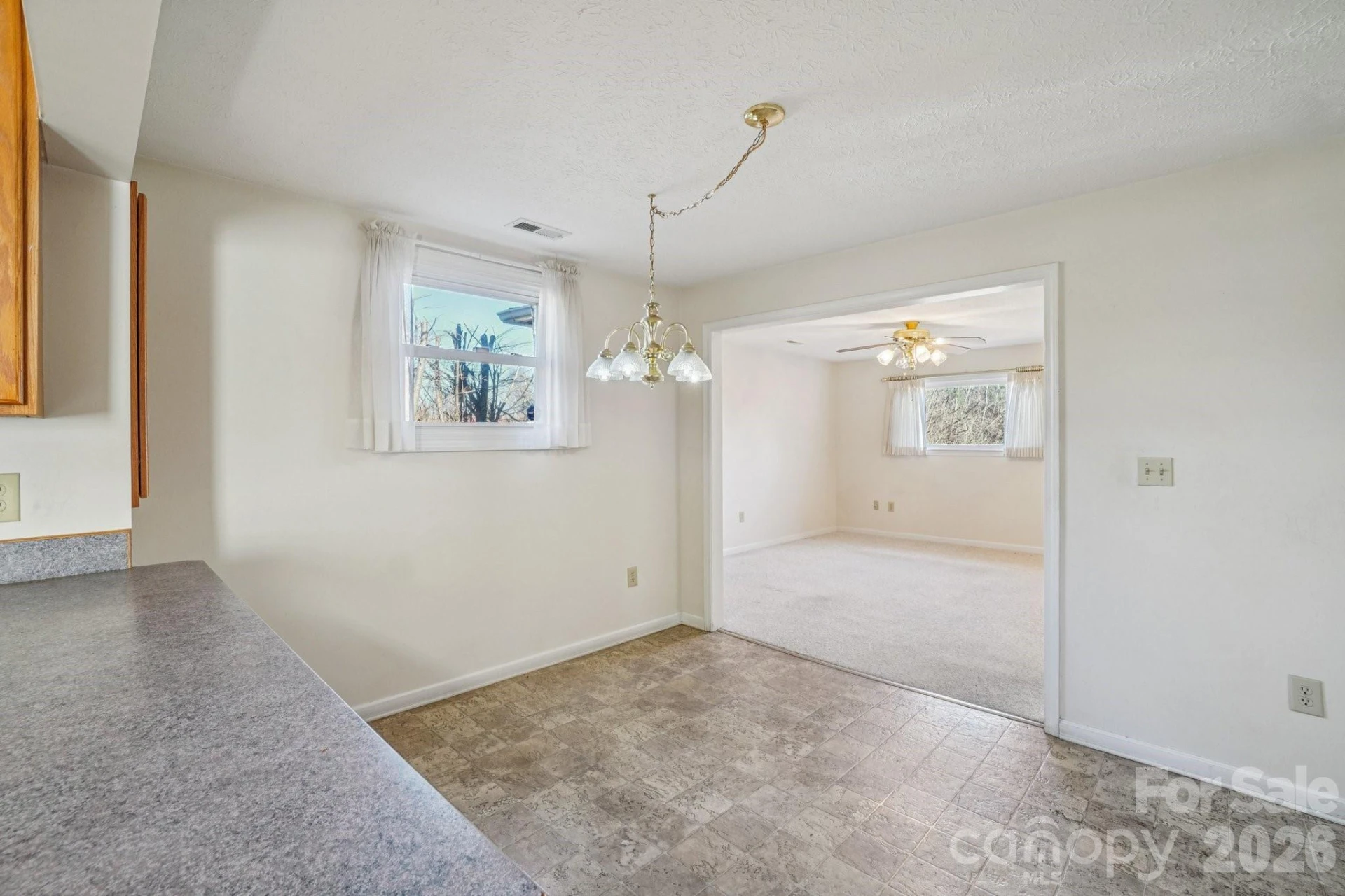 511 Oak Grove Road - Photo 12