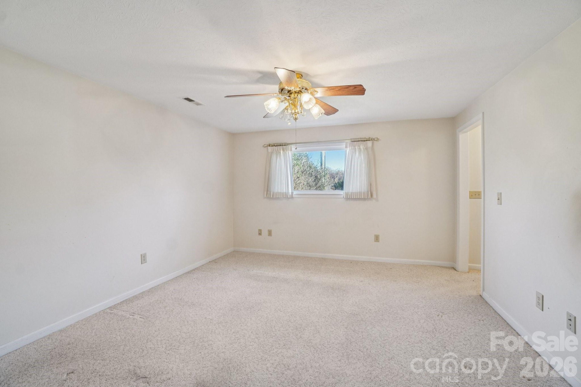 511 Oak Grove Road - Photo 9