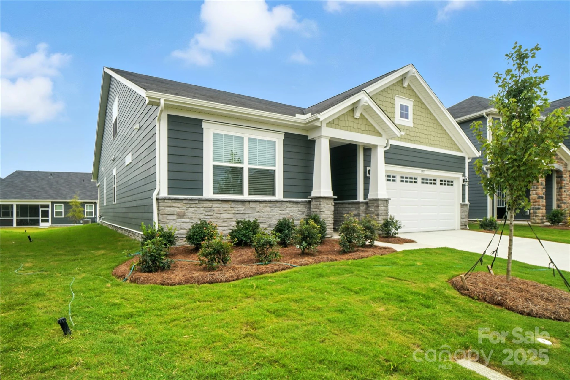 2707 Westmont Drive - Photo 2