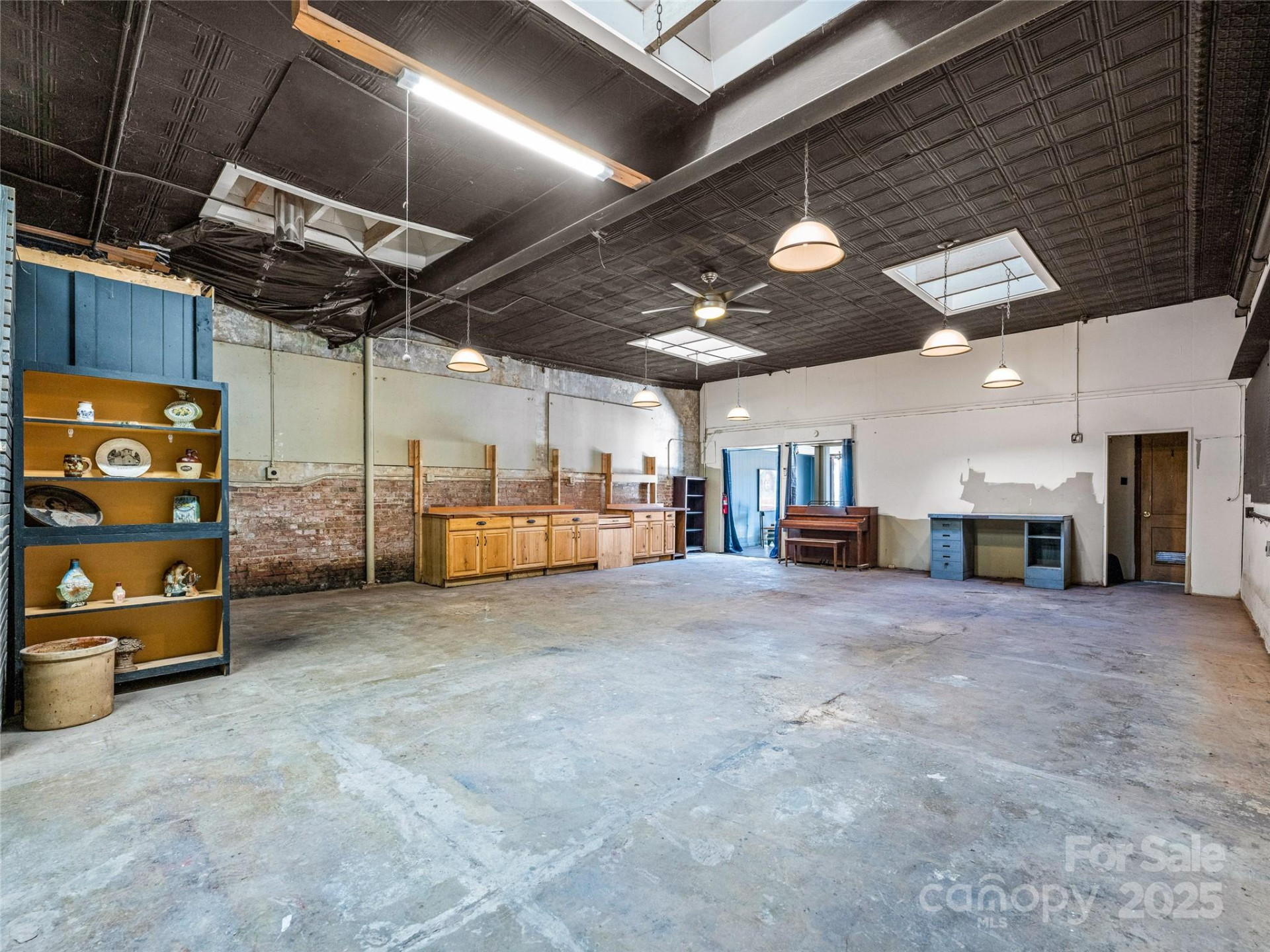 204 Sutton Avenue - Photo 19