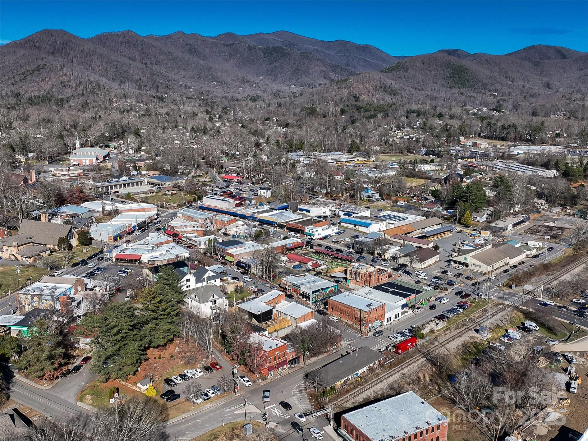 204 Sutton Avenue - Photo 3