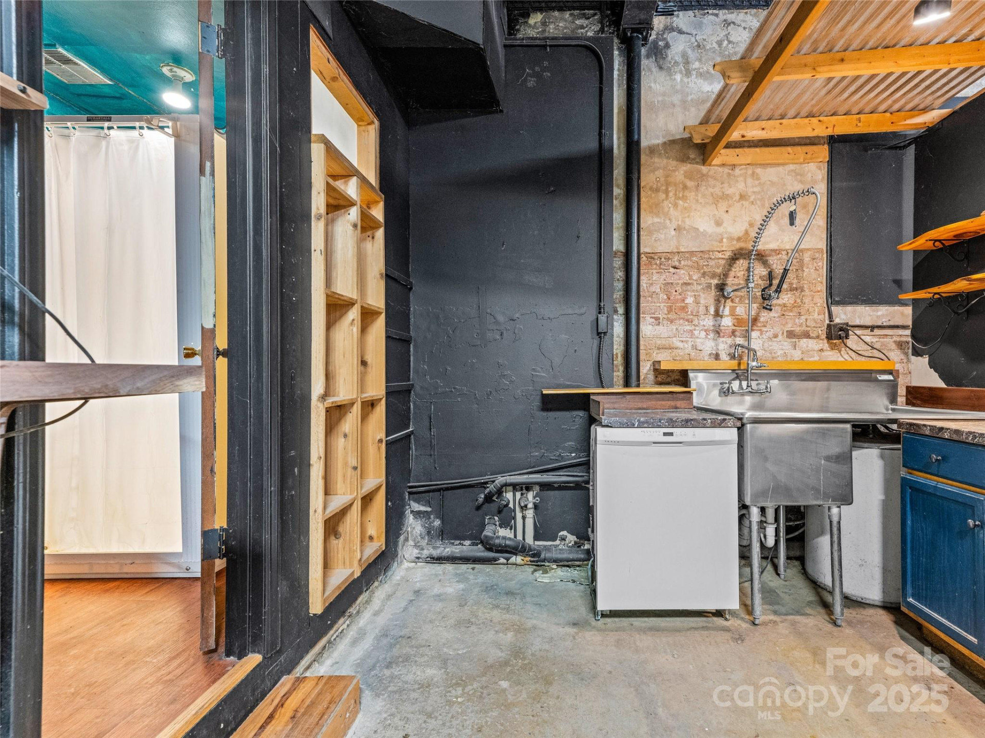 204 Sutton Avenue - Photo 23