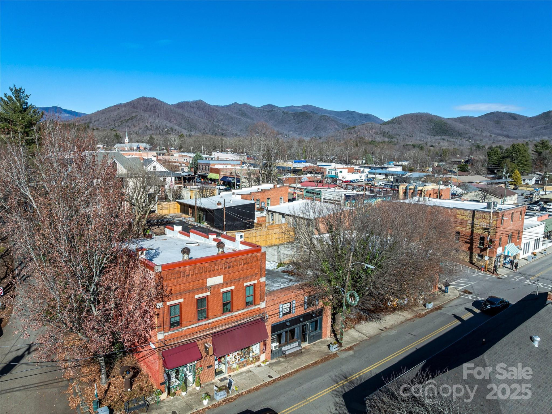 204 Sutton Avenue - Photo 4