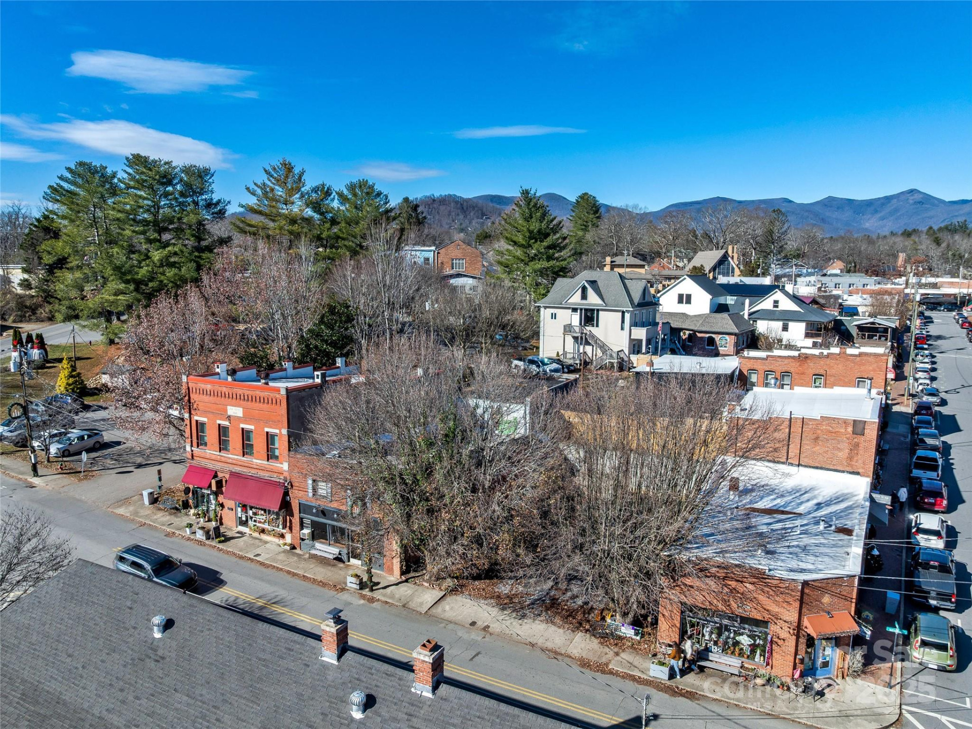 204 Sutton Avenue - Photo 5