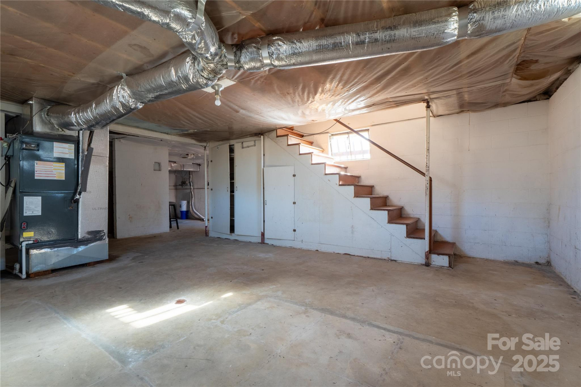 2028 US 70 Highway - Photo 16