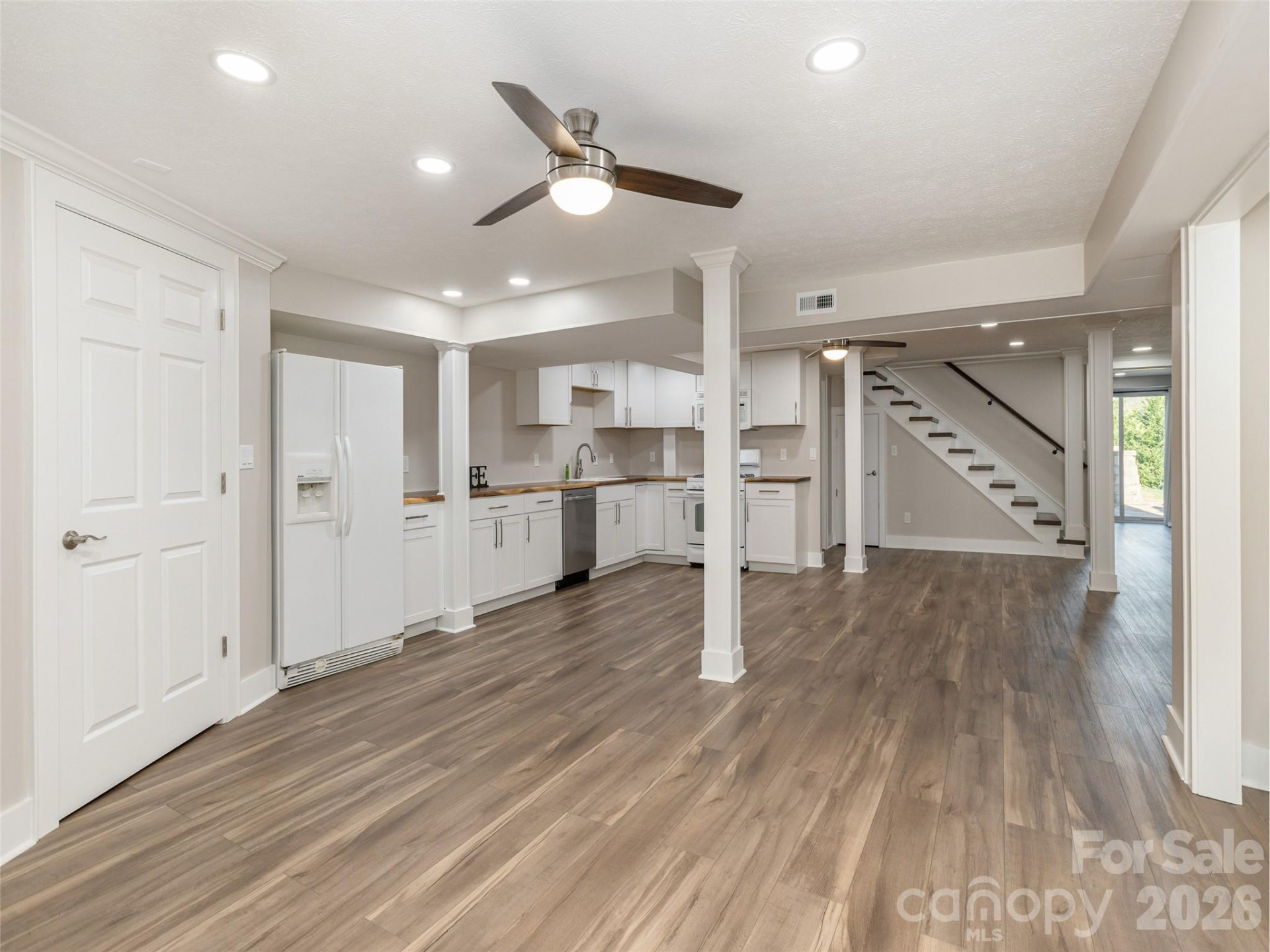 514 Whispering Hills Drive - Photo 32