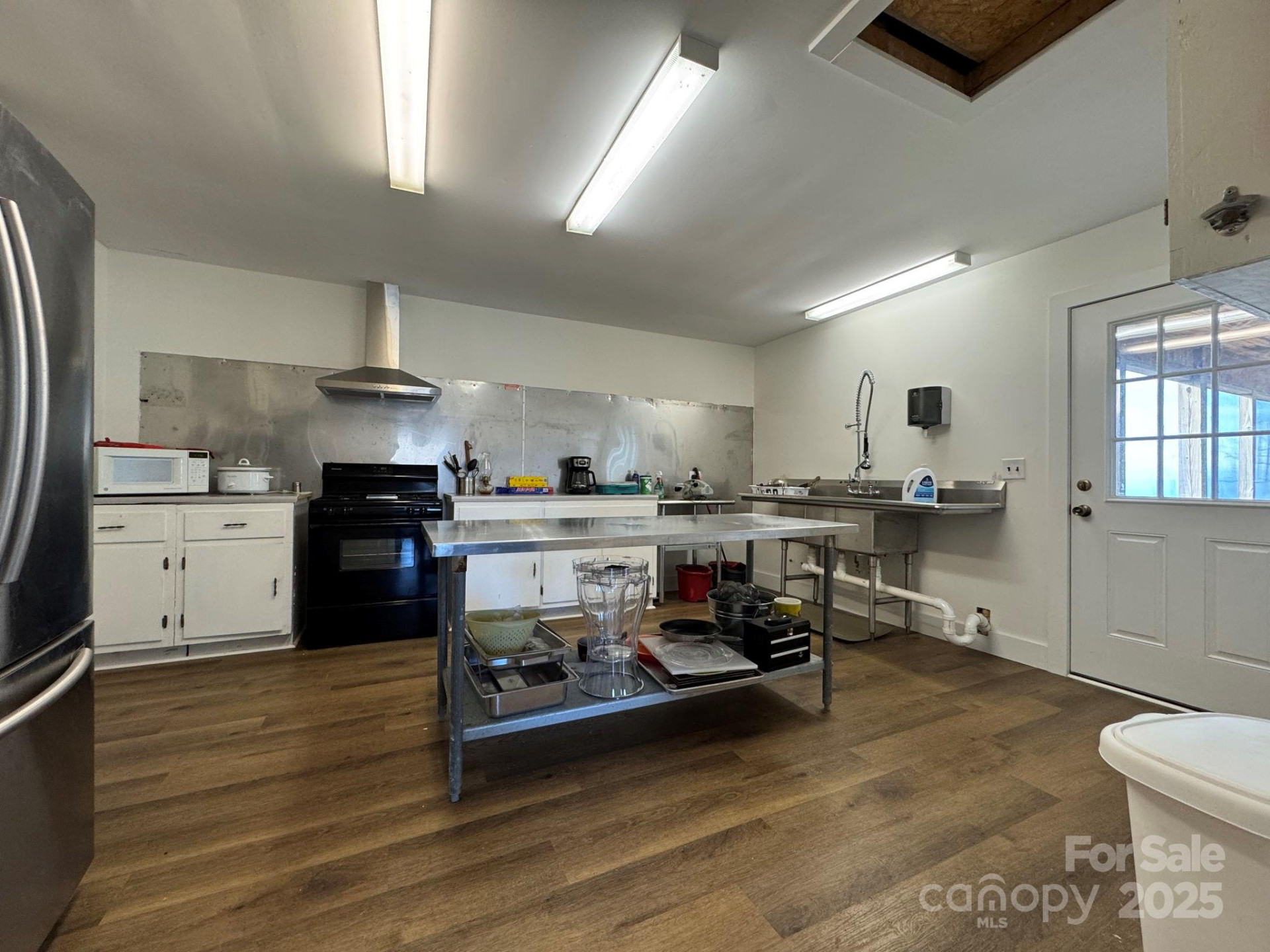 6955 Silver Creek Lane - Photo 17