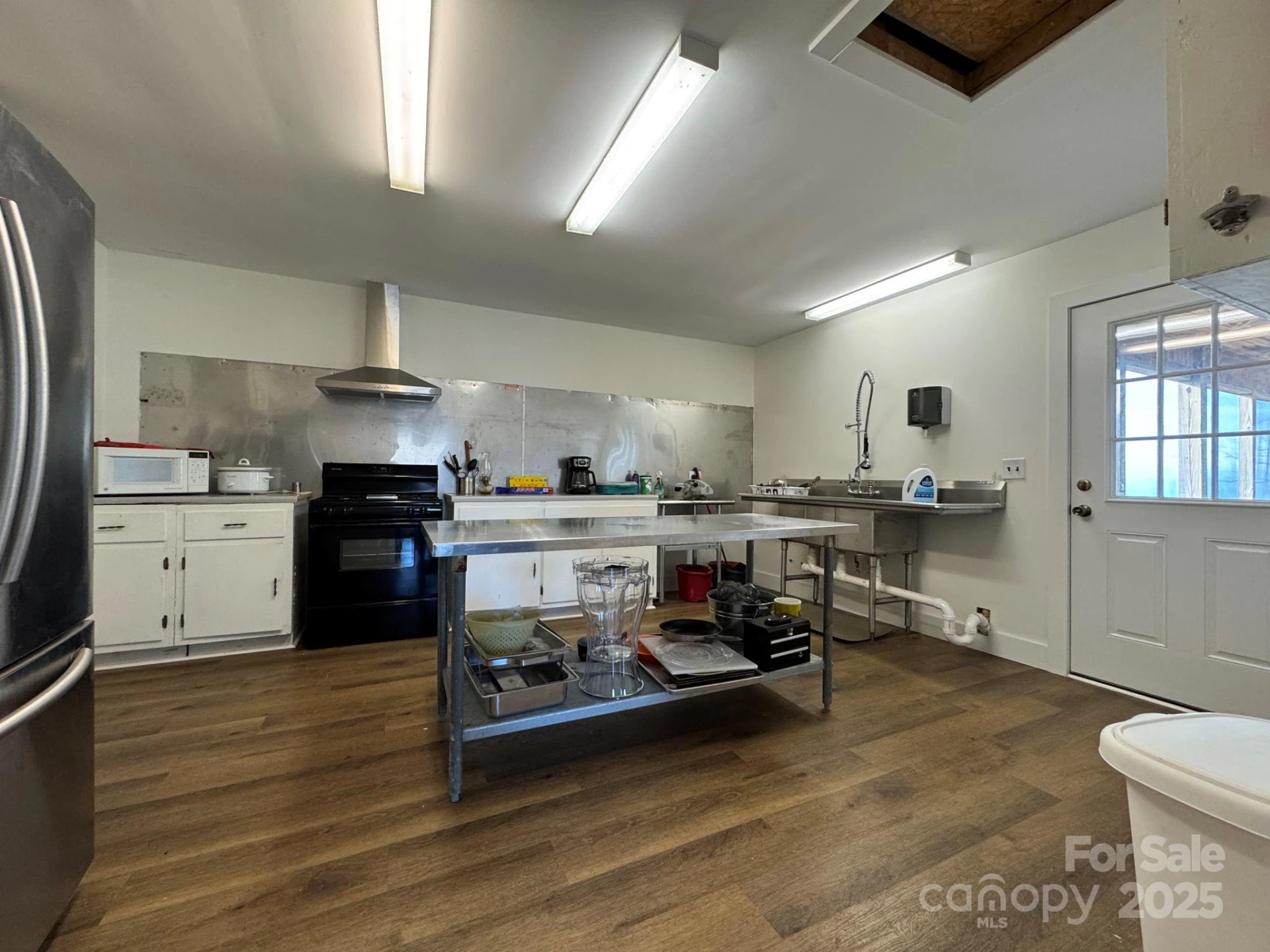 6955 Silver Creek Lane - Photo 17