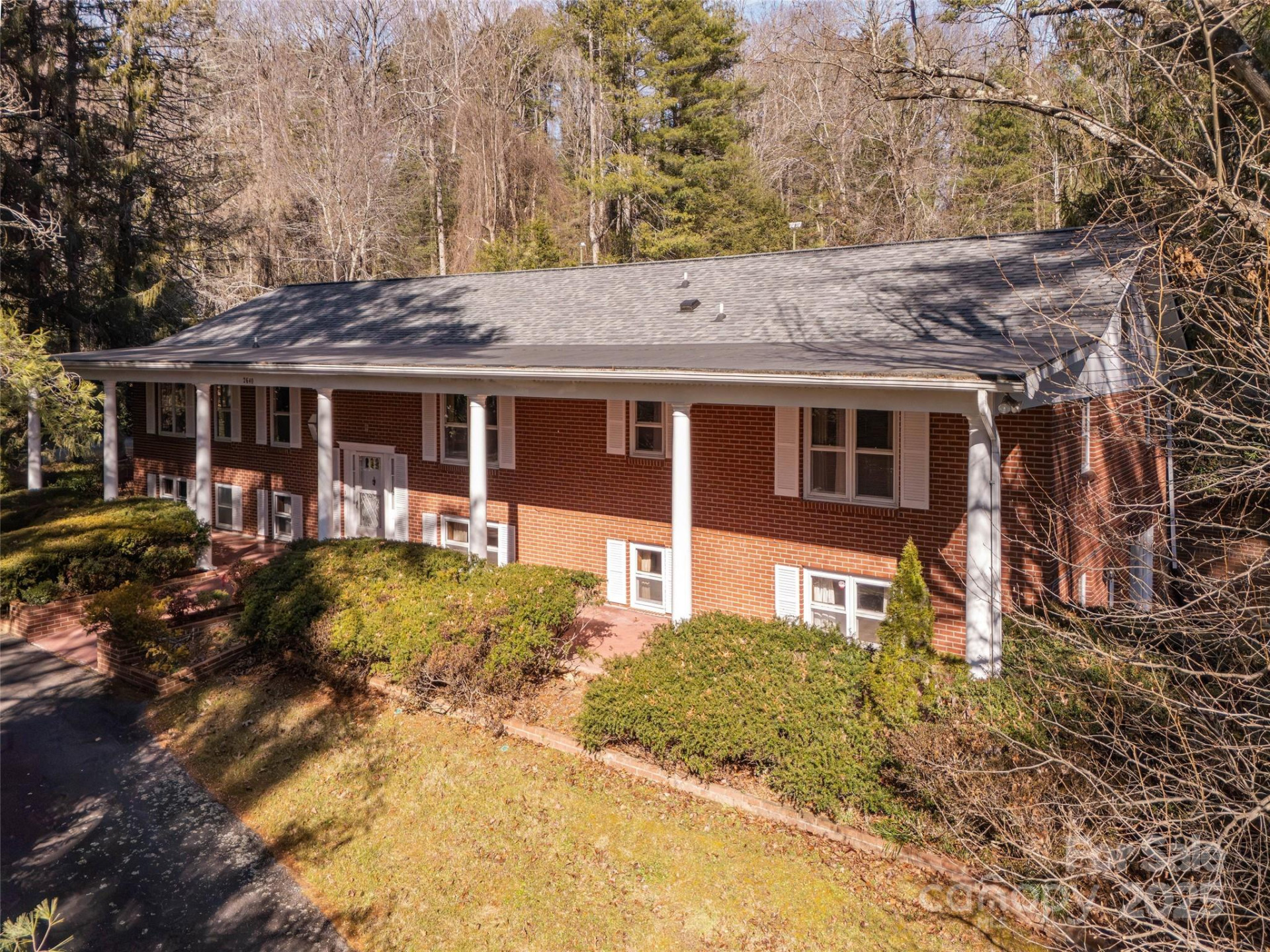 2640 Haywood Road - Photo 2