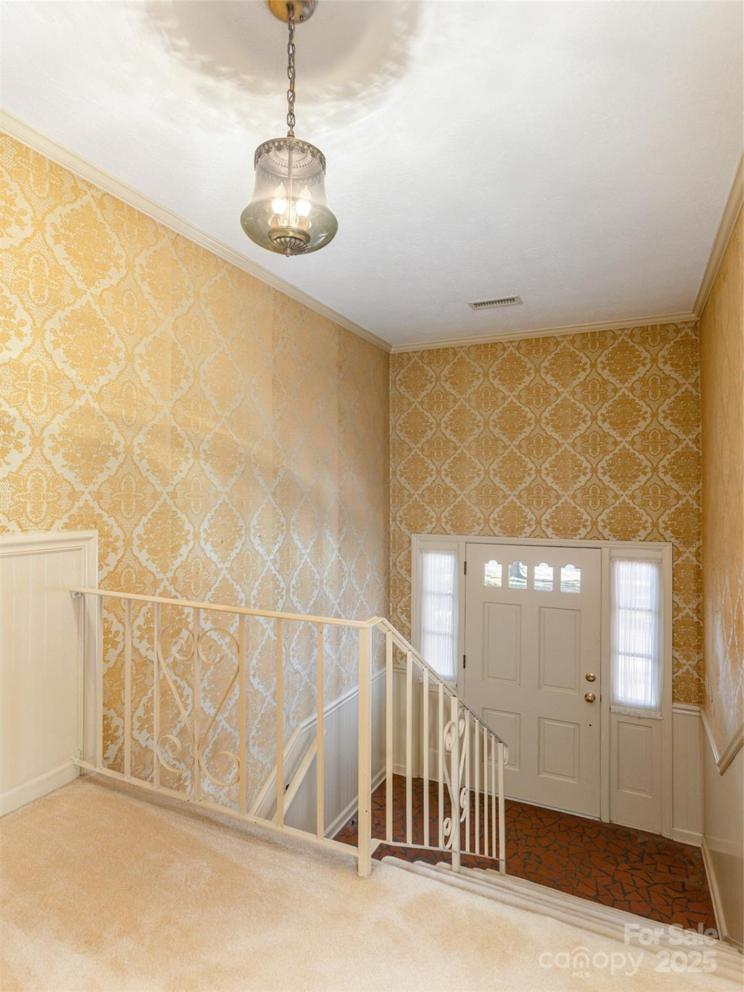 2640 Haywood Road - Photo 5