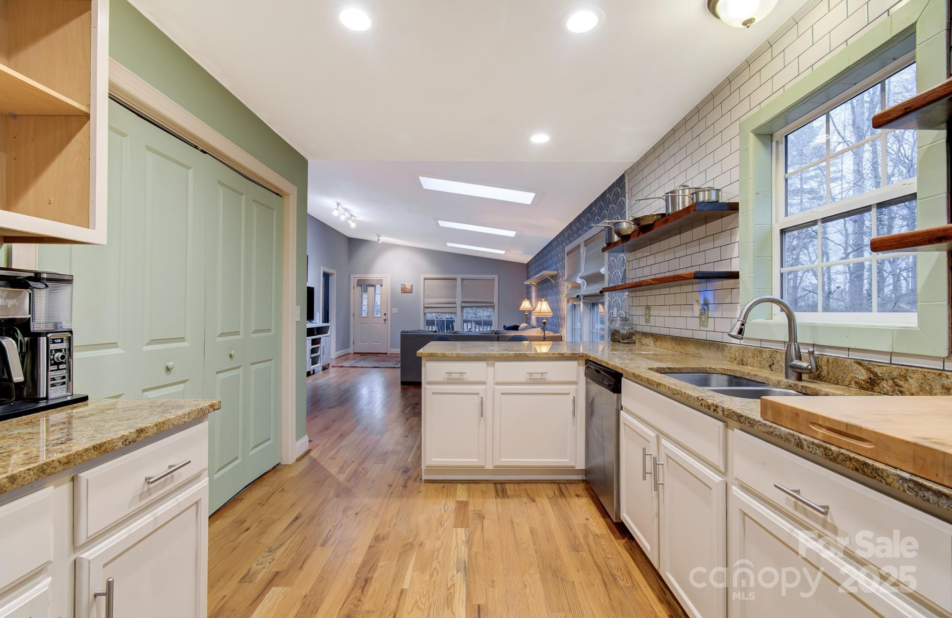 113 Pin Cherry Lane - Photo 4