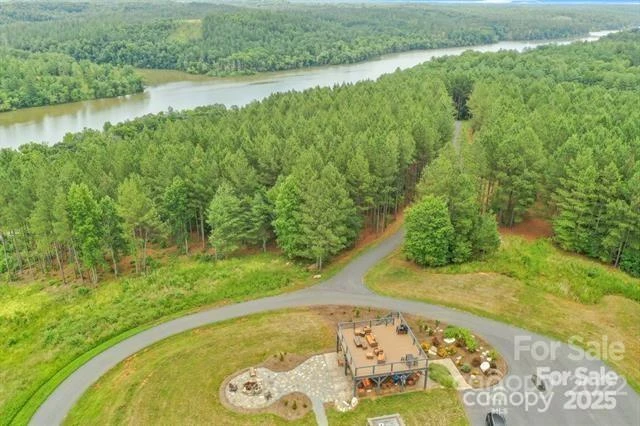 200 Settings Boulevard #63 - Photo 3
