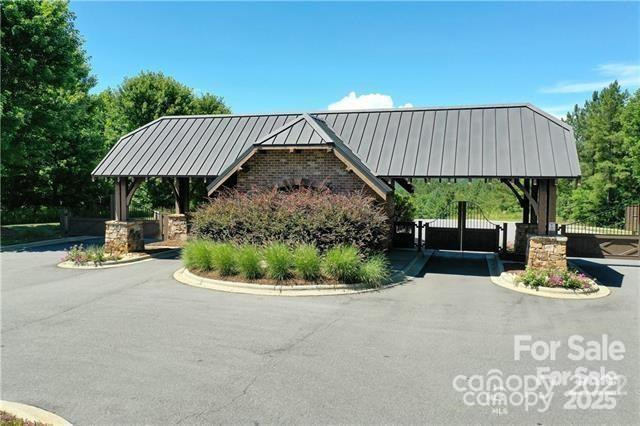 200 Settings Boulevard #63 - Photo 5