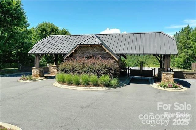 200 Settings Boulevard #63 - Photo 5