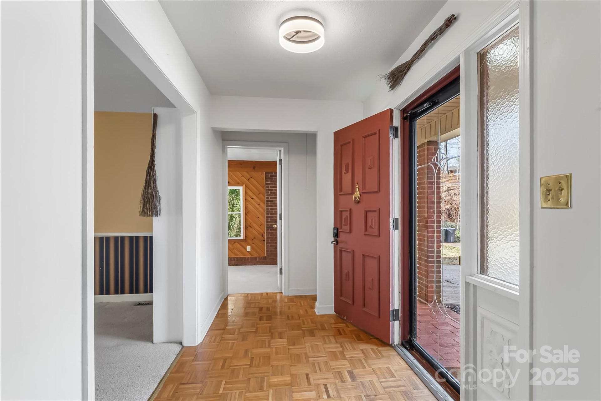 109 Dogwood Court - Photo 3