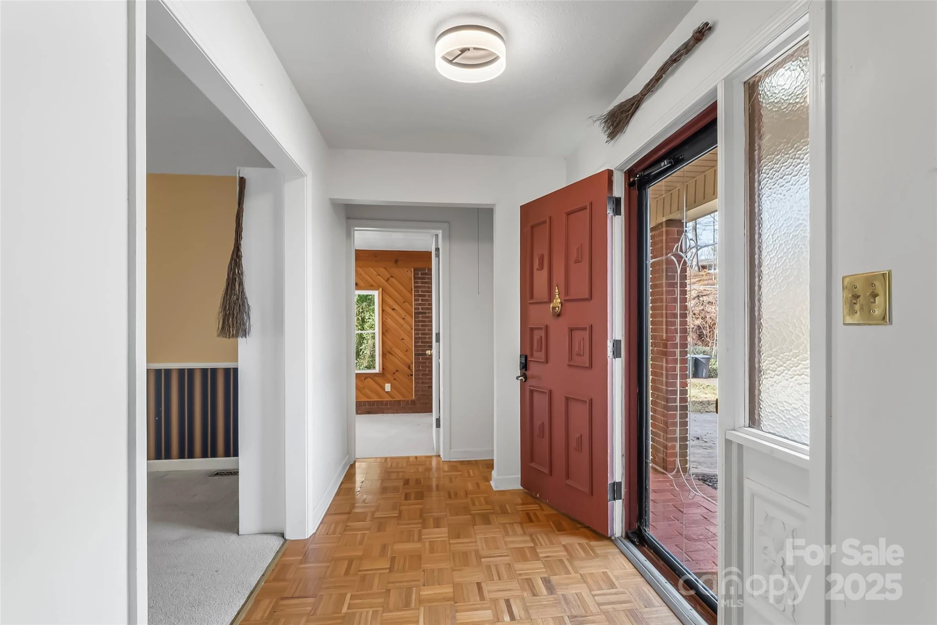 109 Dogwood Court - Photo 3