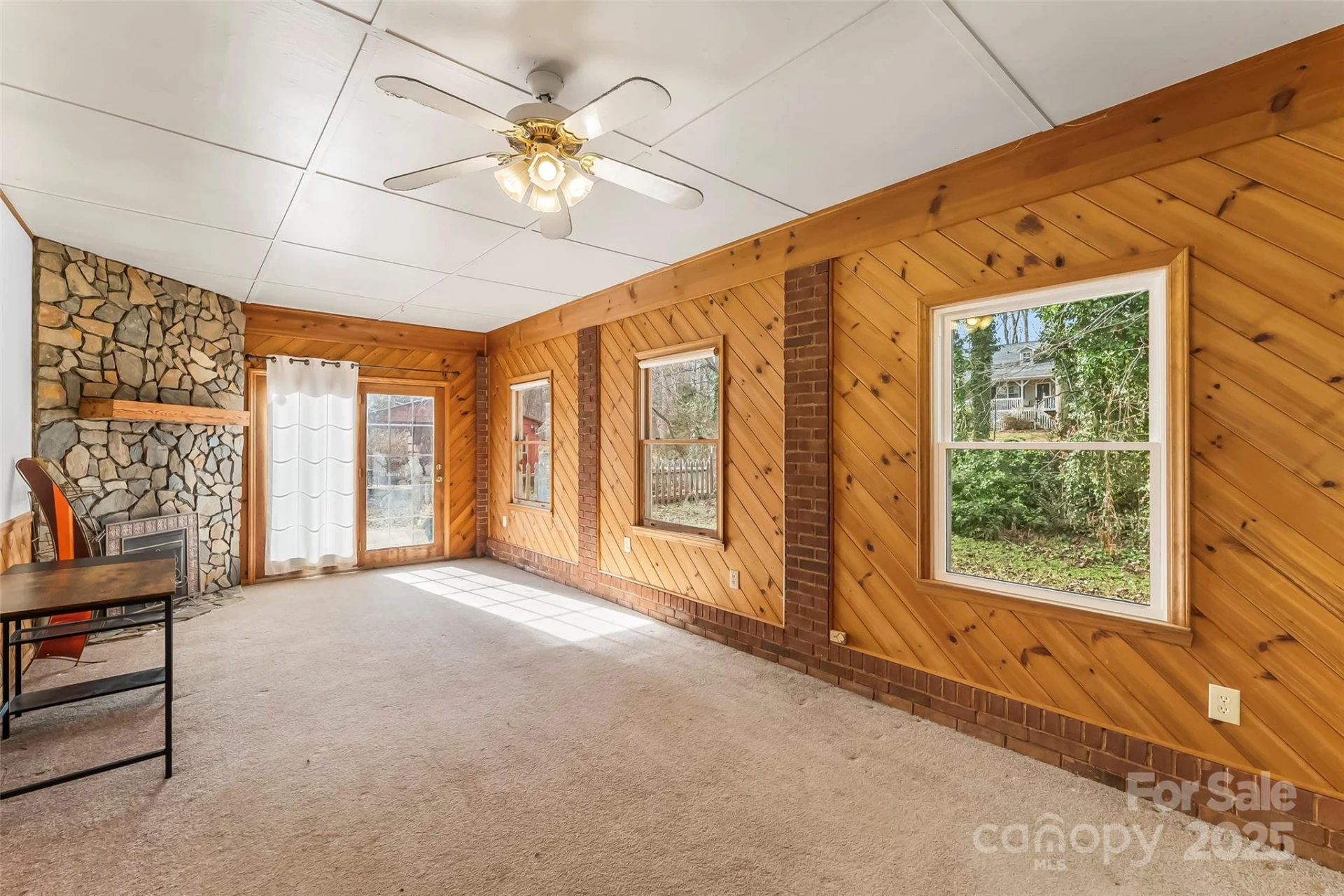 109 Dogwood Court - Photo 4