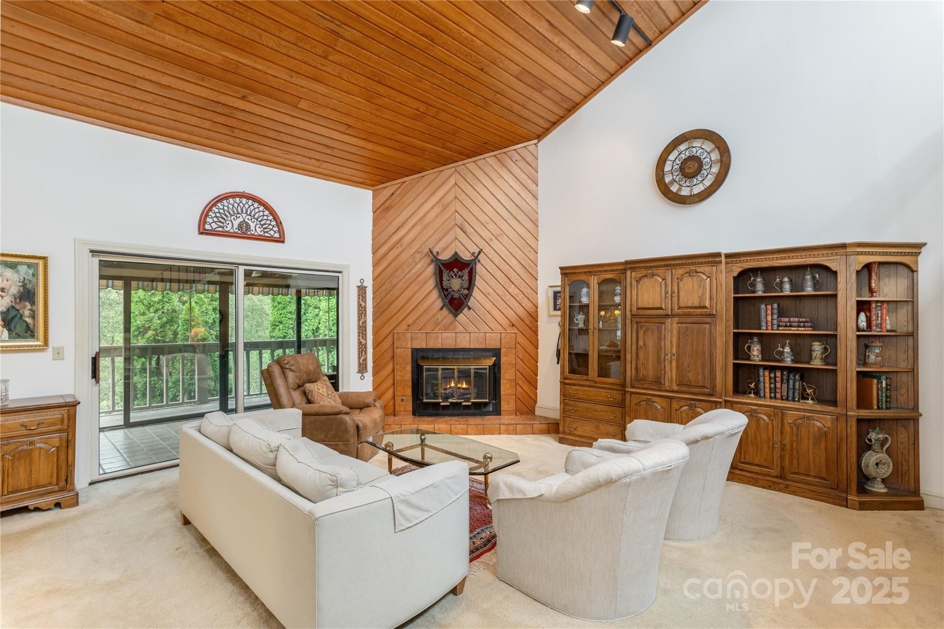 1 Westridge Court #Unit B - Photo 4