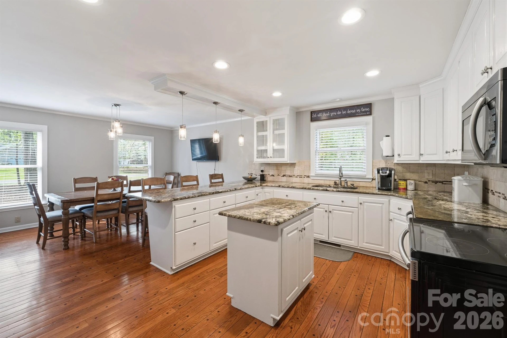 209 Frontier Circle - Photo 14