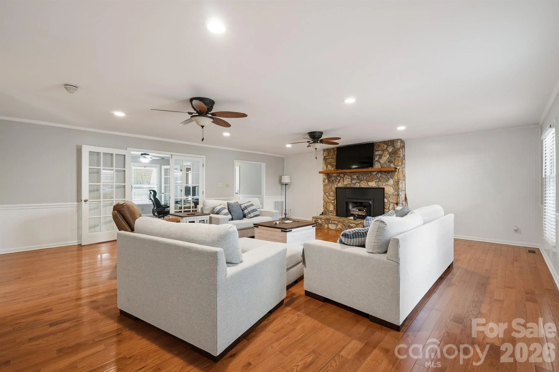 209 Frontier Circle - Photo 21