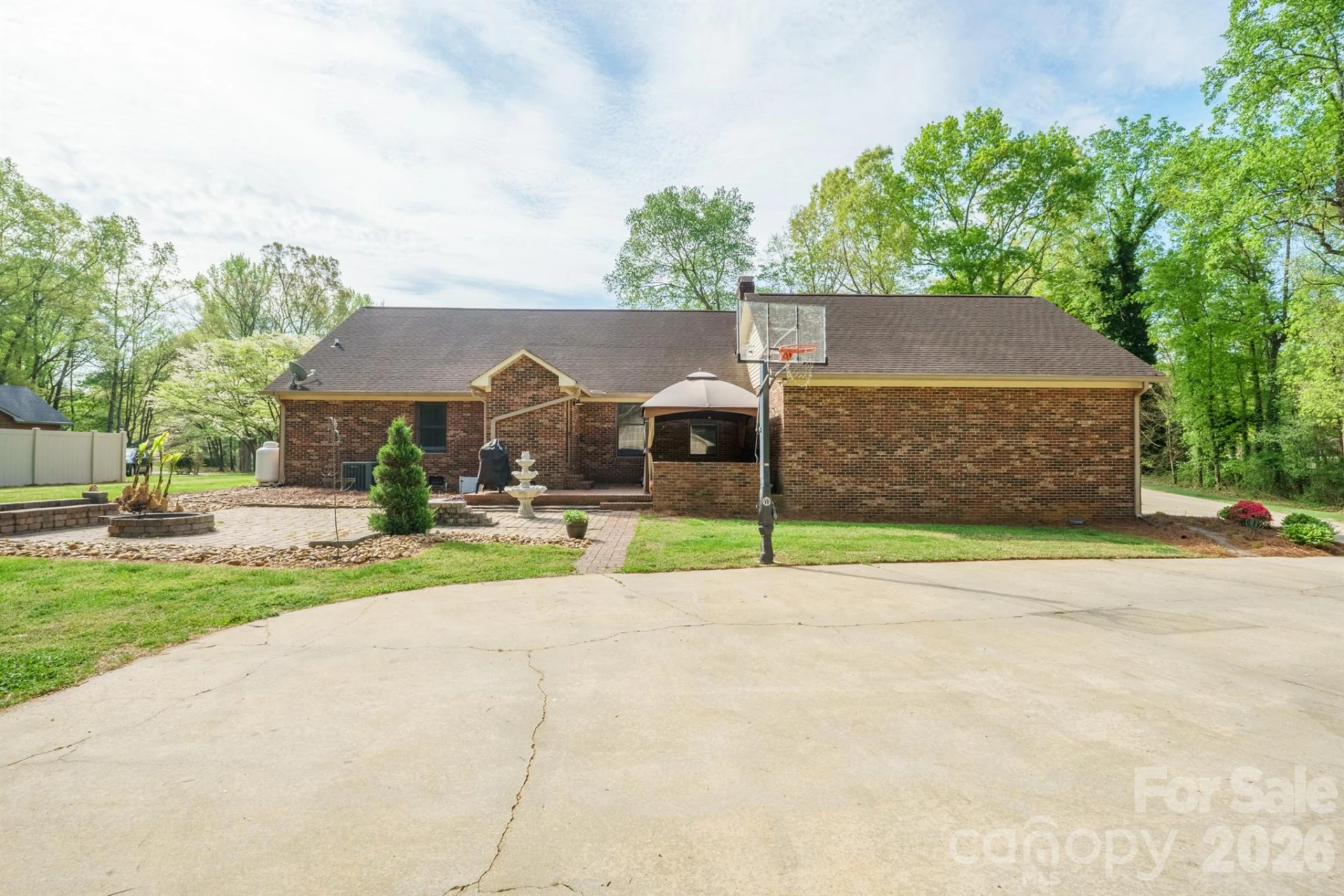 209 Frontier Circle - Photo 5