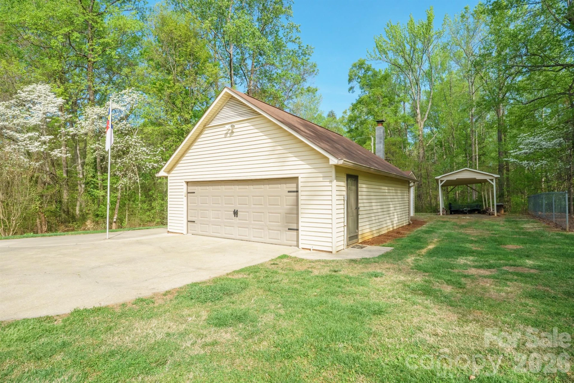 209 Frontier Circle - Photo 9