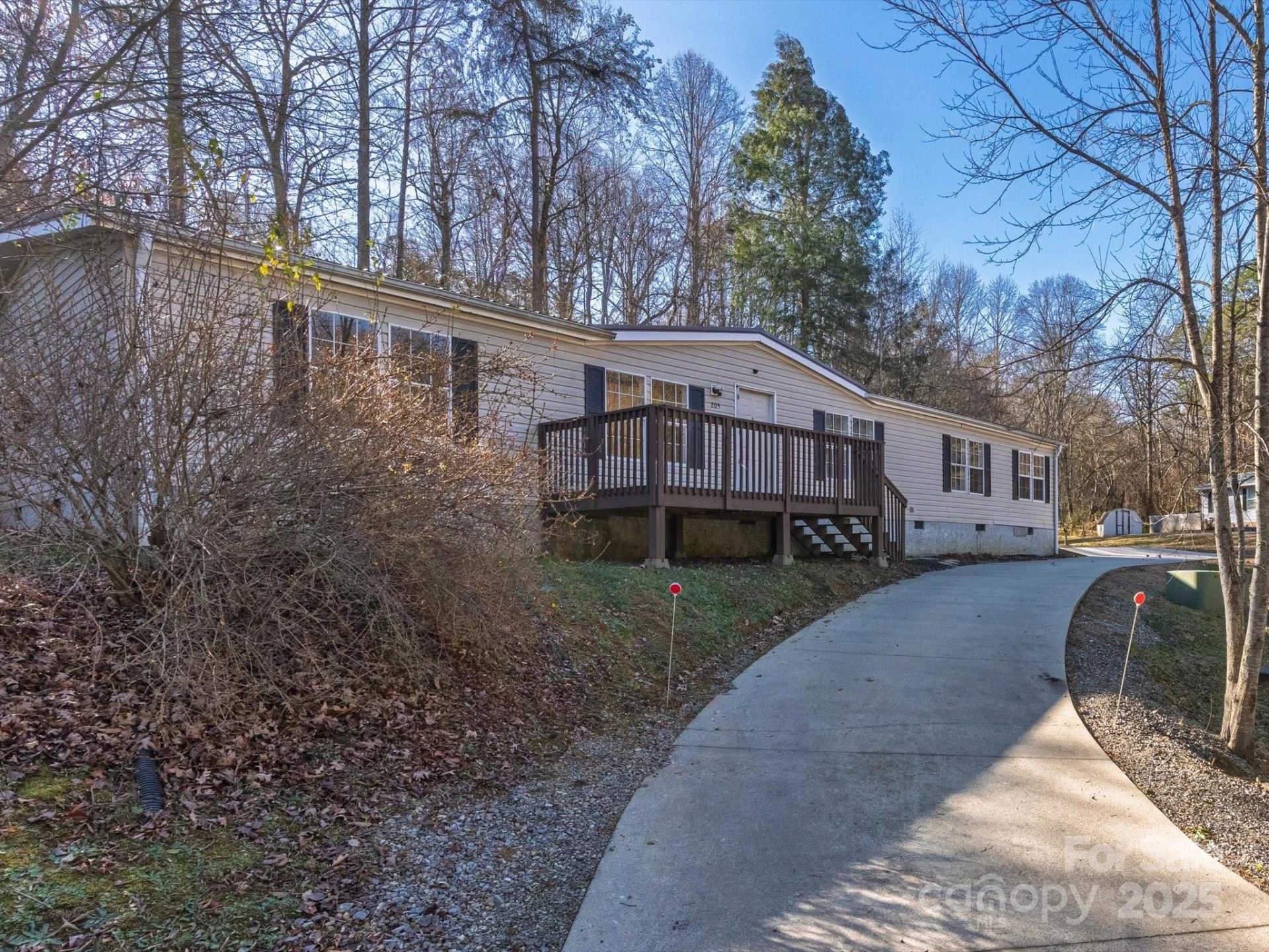 205 Kirk Way